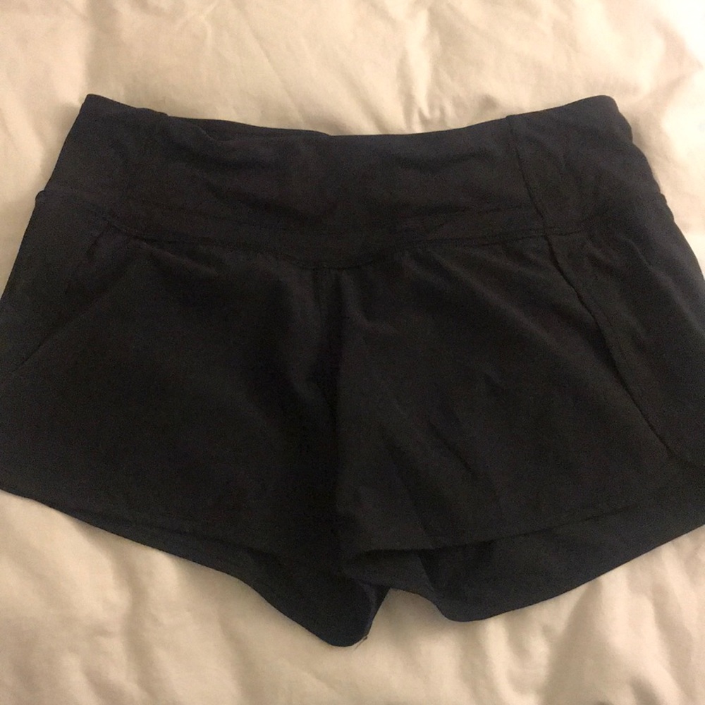 Lululemon Shorts Size 6